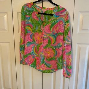 Lily shirt